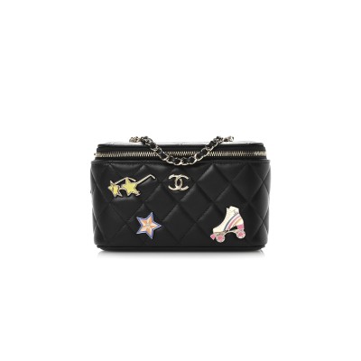 CHANEL LAMBSKIN QUILTED ROLLER SKATE SMALL VANITY CASE WITH CHAIN AP1341 (16*9.5*7.5cm)